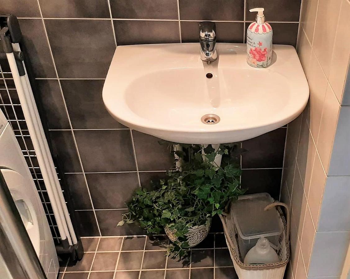 Apartement Endla Parnu Luaran gambar